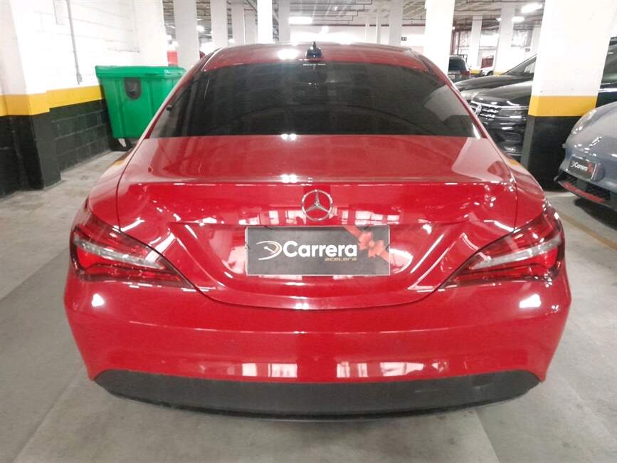 Mercedes-Benz CLA 180 1.6 CGI 7G-DCT