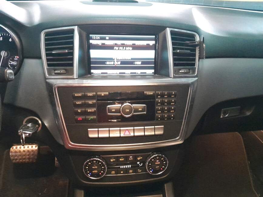 Mercedes-Benz ML 350 3.5 BLUEEFFICIENCY SPORT 4X4 V6 4P