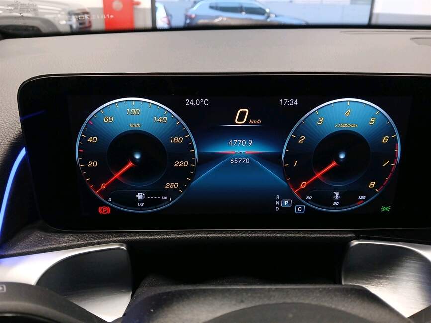 Mercedes-Benz GLB 200 1.3 CGI ADVANCE 7G-DCT