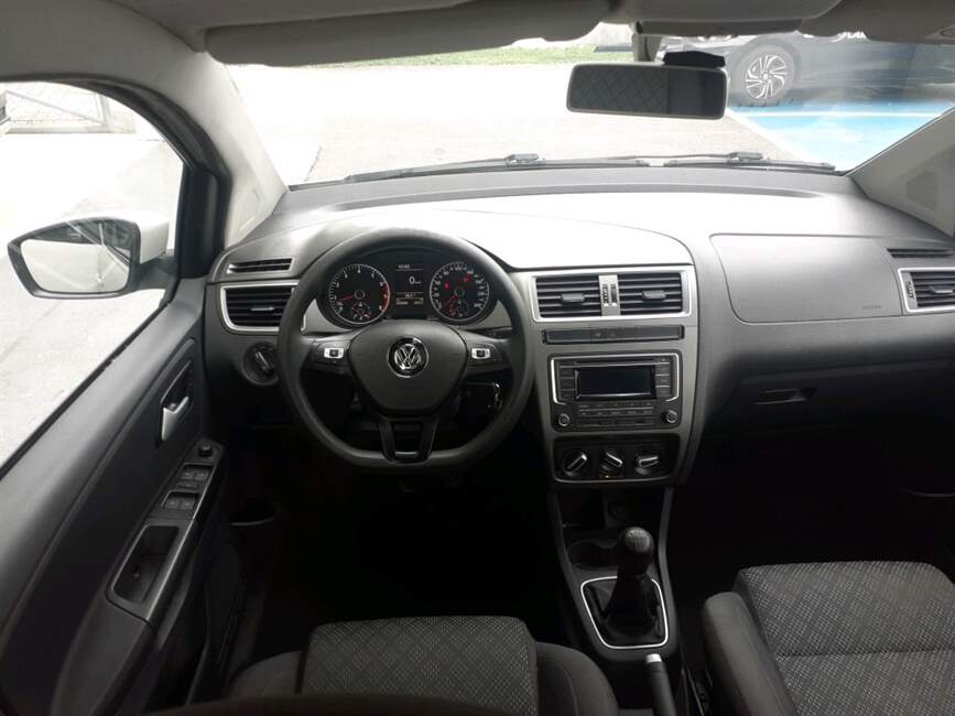 Volkswagen Fox 1.6 MSI TRENDLINE 8V 4P MANUAL
