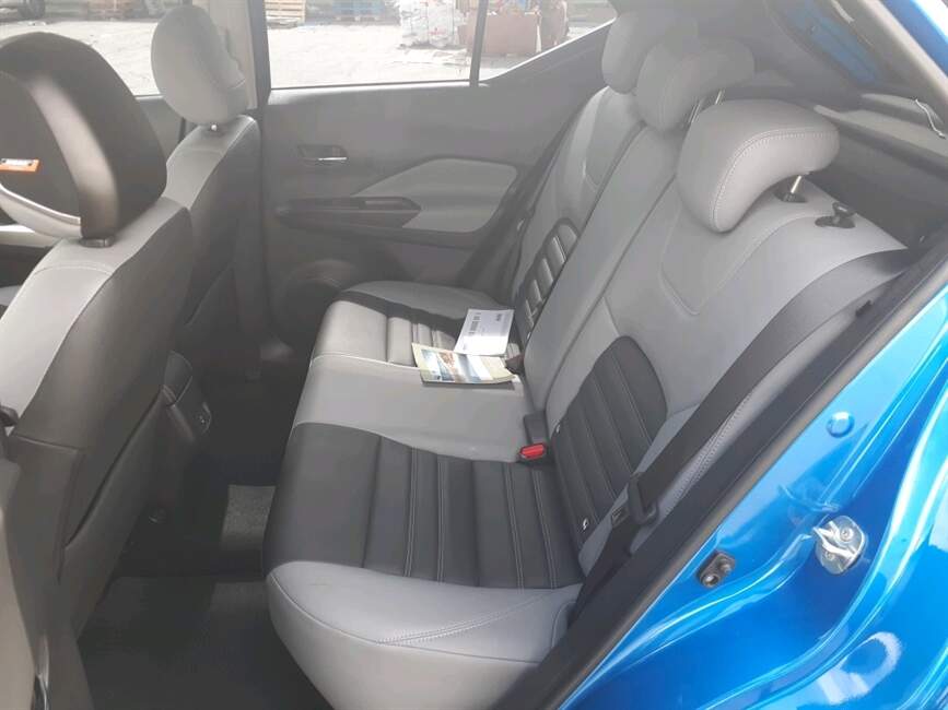 Nissan Kicks 1.6 CVT EXCLUSIVE CINZA P. TECH