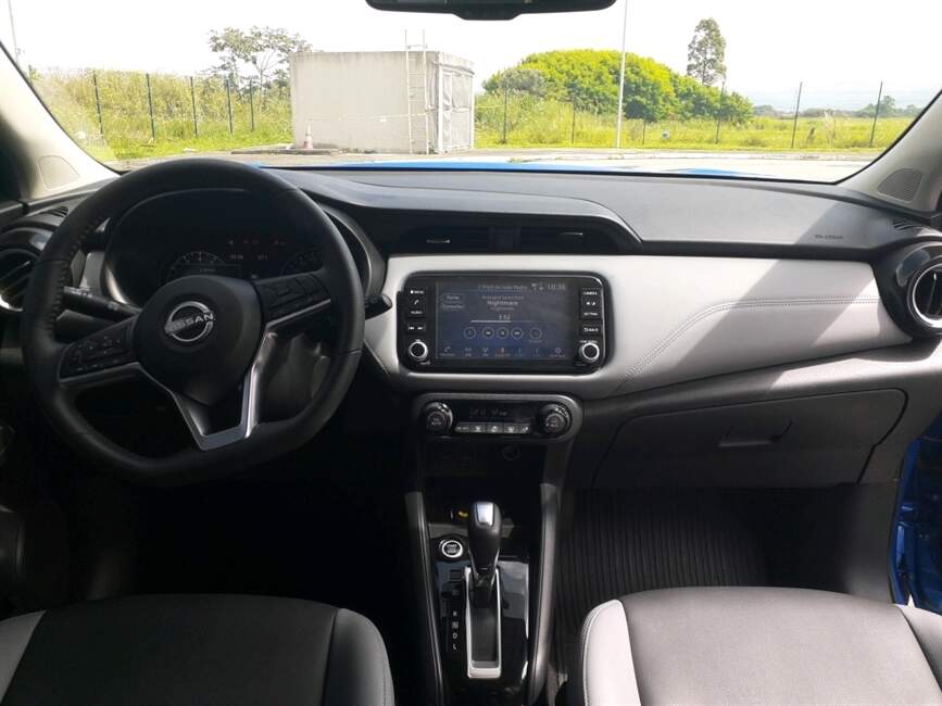 Nissan Kicks 1.6 CVT EXCLUSIVE CINZA P. TECH