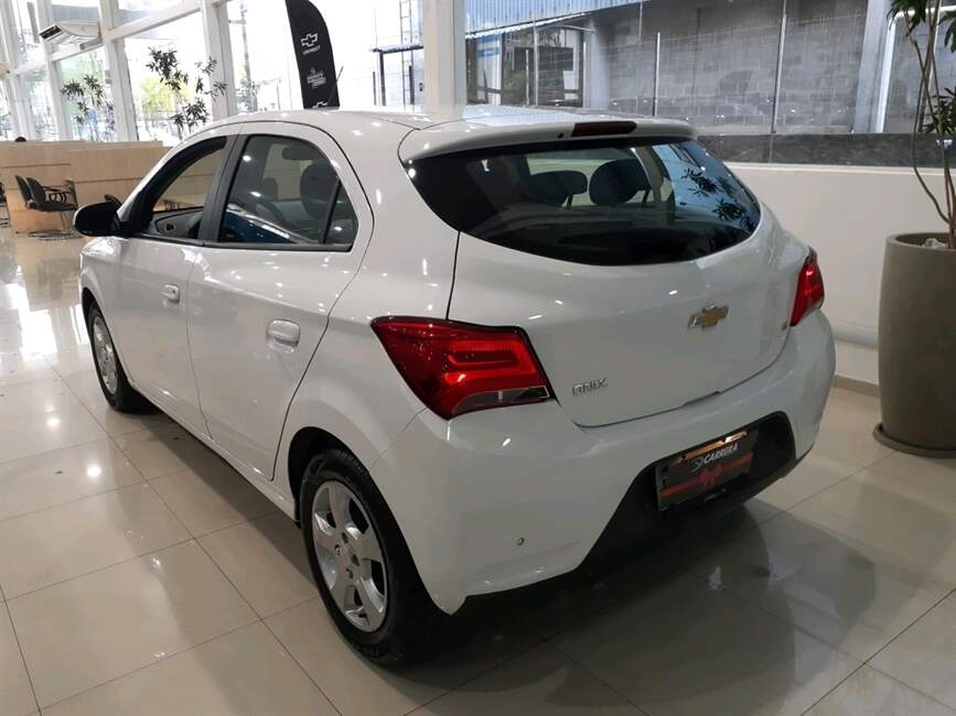 Chevrolet Onix 1.4 MPFI LT 8V 4P MANUAL