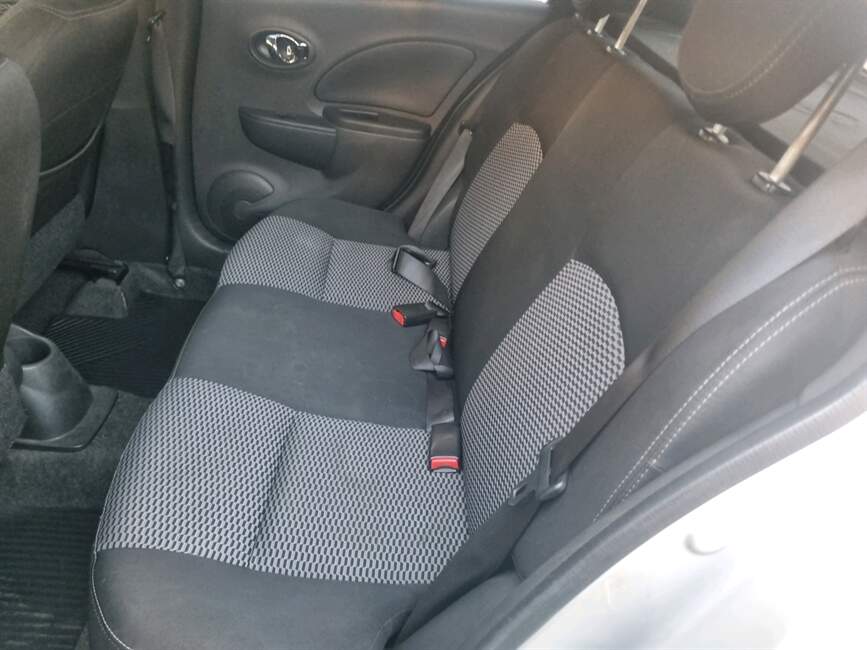 Nissan March 1.6 SV 16V START 4P MANUAL