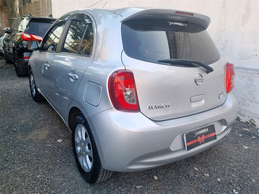 Nissan March 1.6 SV 16V START 4P MANUAL