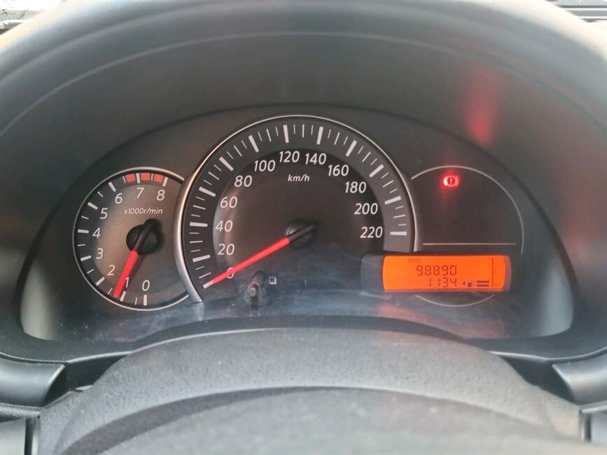 Nissan March 1.6 SV 16V START 4P MANUAL