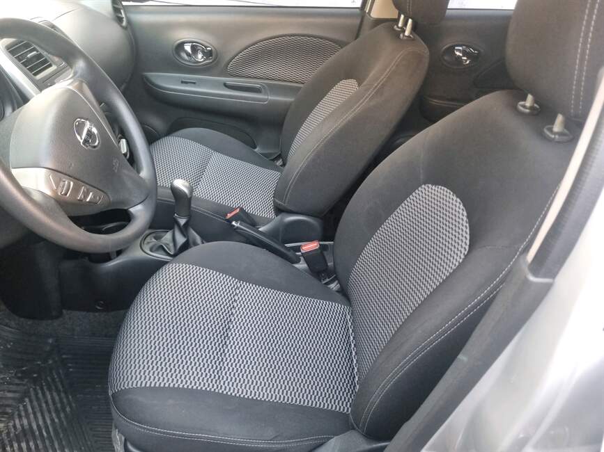 Nissan March 1.6 SV 16V START 4P MANUAL