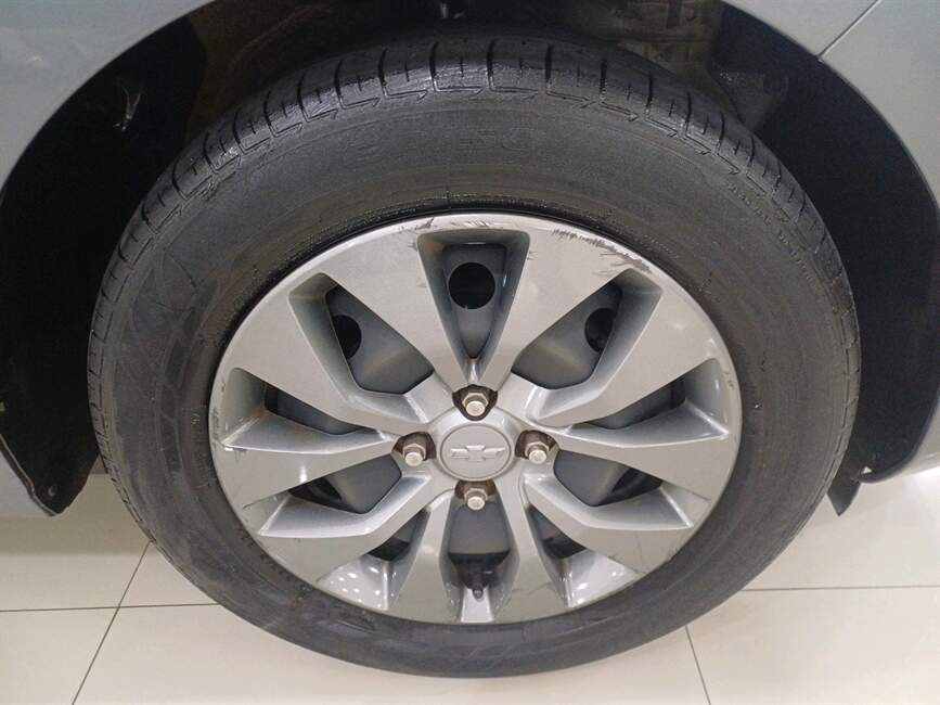Chevrolet Onix JOY 1.0 8V PLUS BLACK EDITION MANUAL