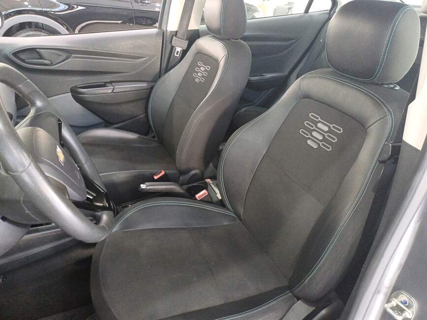 Chevrolet Onix JOY 1.0 8V PLUS BLACK EDITION MANUAL