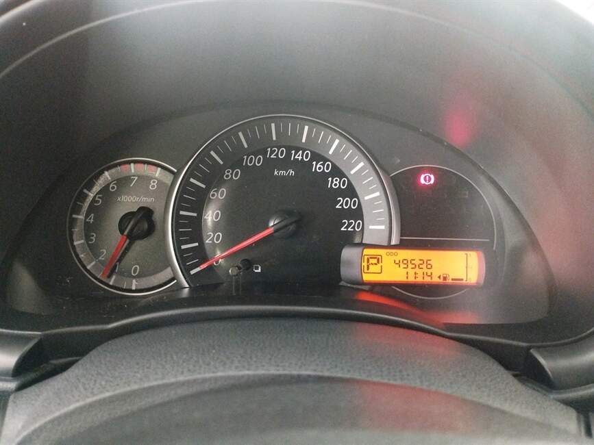 Nissan March 1.6 SL 16V START 4P XTRONIC