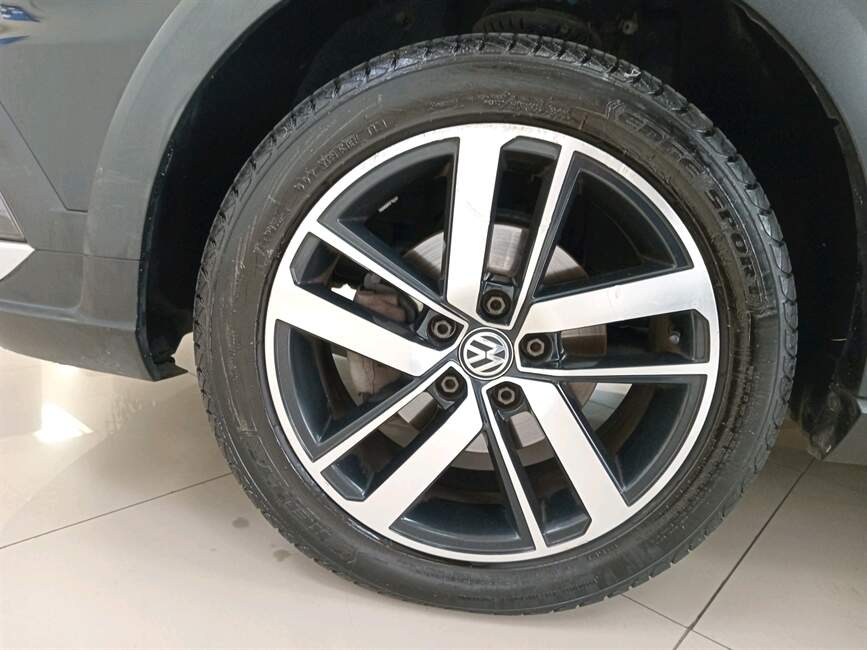 Volkswagen Fox 1.6 MSI TOTAL XTREME 4P MANUAL