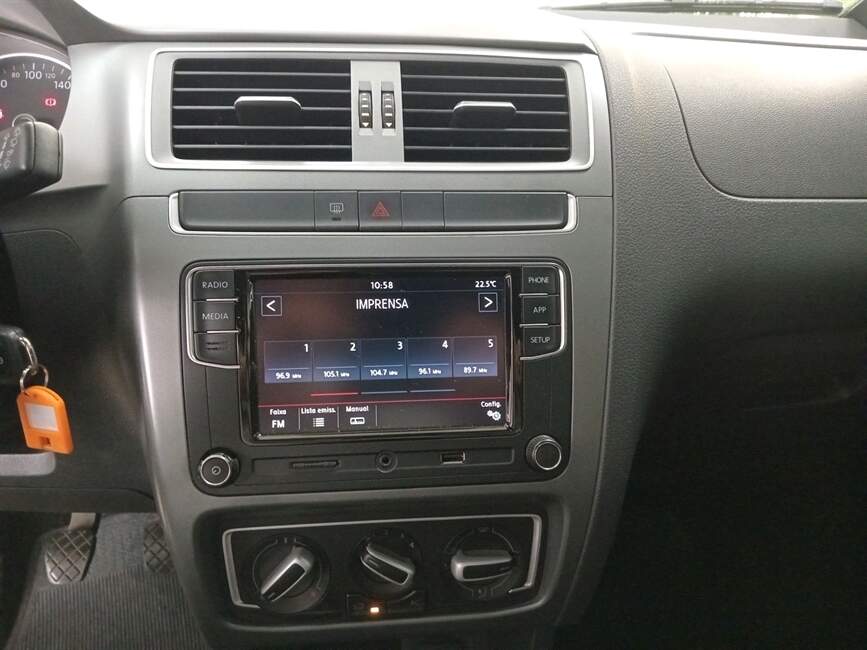 Volkswagen Fox 1.6 MSI TOTAL XTREME 4P MANUAL