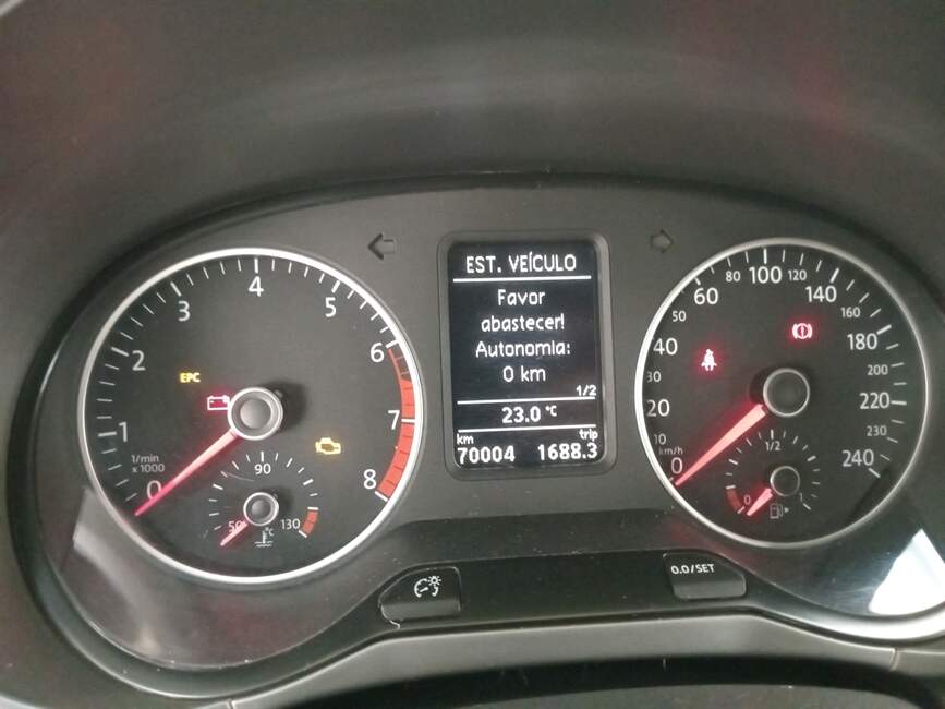 Volkswagen Fox 1.6 MSI TOTAL XTREME 4P MANUAL