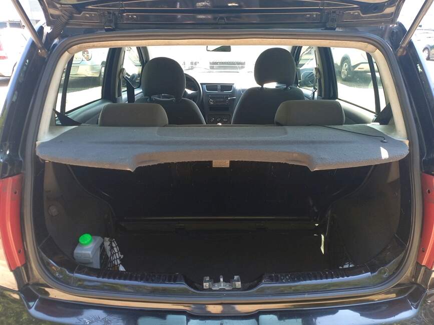 Volkswagen Fox 1.0 MI 8V 4P MANUAL