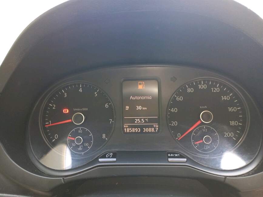 Volkswagen Fox 1.0 MI 8V 4P MANUAL