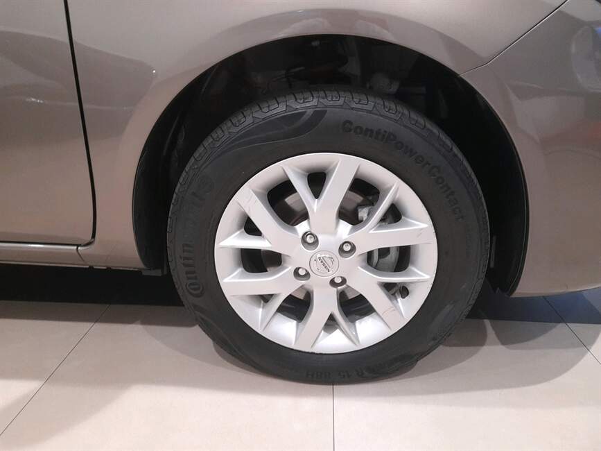 Nissan Versa 1.6 16V START SV 4P XTRONIC