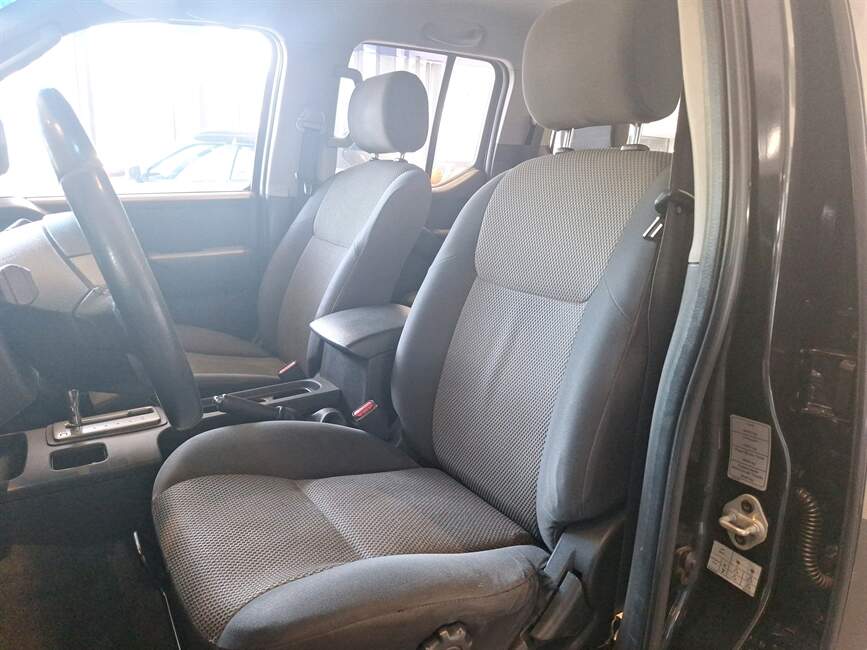 Nissan Frontier 2.5 PLATINUM 4X4 CD TURBO ELETRONIC DIESE