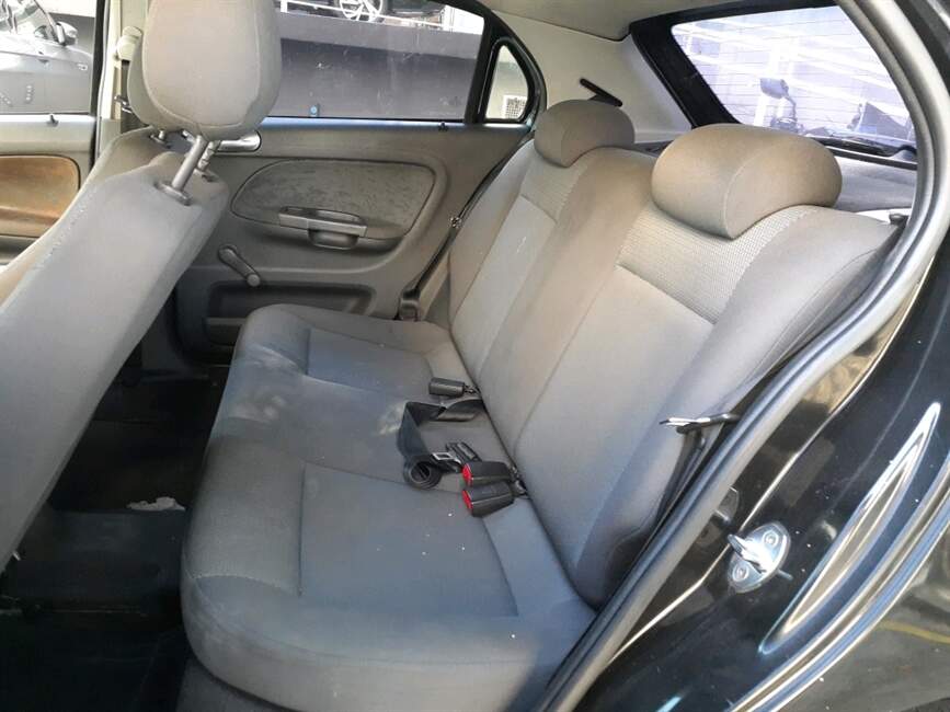 Volkswagen Gol 1.0 MI 8V 4P MANUAL G.V