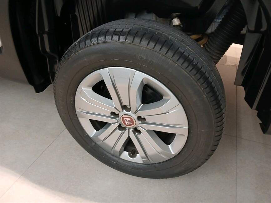 Fiat Toro 1.8 16V EVO FREEDOM AT6