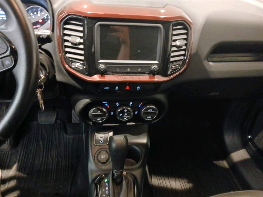 Fiat Toro 1.8 16V EVO FREEDOM AT6