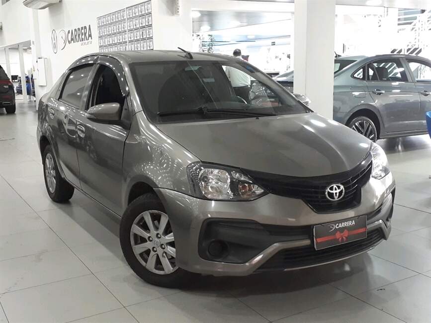 Toyota Etios 1.5 X PLUS SEDAN 16V 4P MANUAL