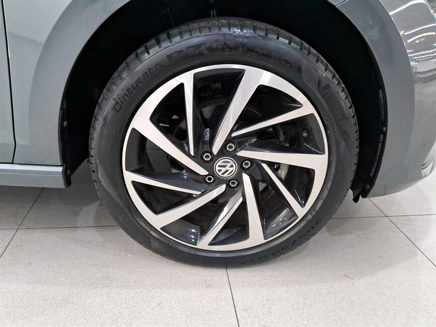 Volkswagen Polo 1.0 200 TSI HIGHLINE AUTOMÁTICO