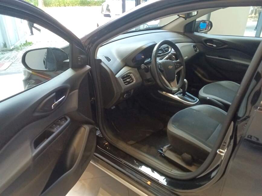Chevrolet Onix 1.4 MPFI ACTIV 8V 4P AUTOMATICO