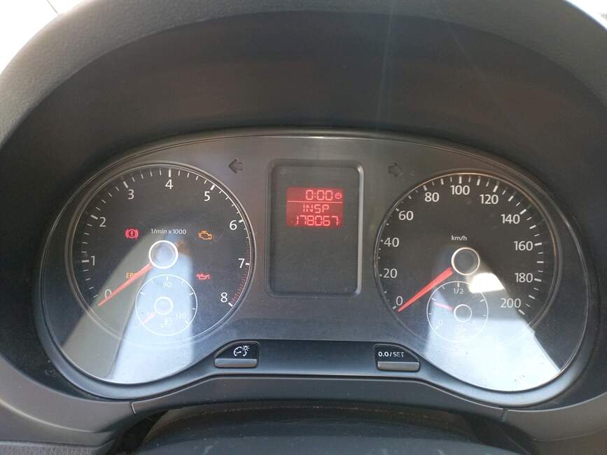 Volkswagen Fox 1.0 MI 8V 4P MANUAL