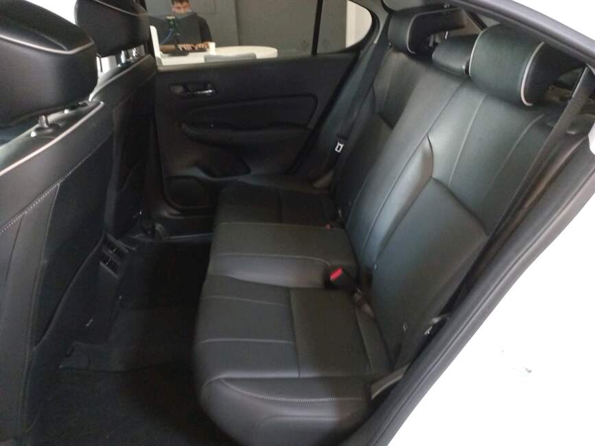 Honda City 1.5 I-VTEC HATCH EXL CVT