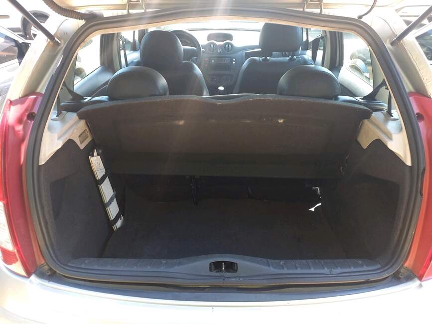 Citroen C3 1.4 I GLX 8V 4P MANUAL