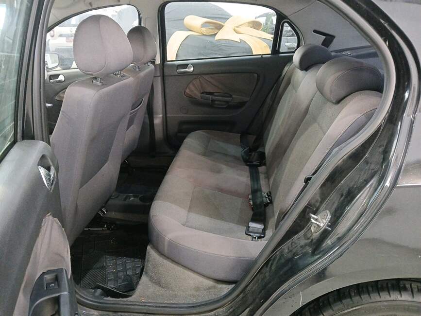 Volkswagen Voyage 1.6 MI COMFORTLINE 8V 4P MANUAL