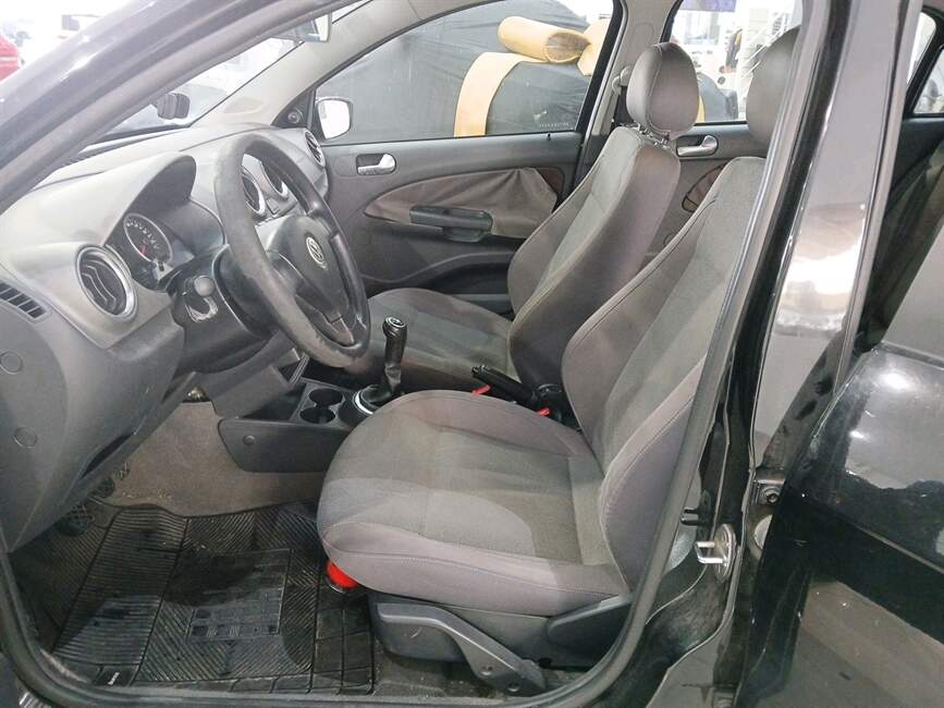 Volkswagen Voyage 1.6 MI COMFORTLINE 8V 4P MANUAL