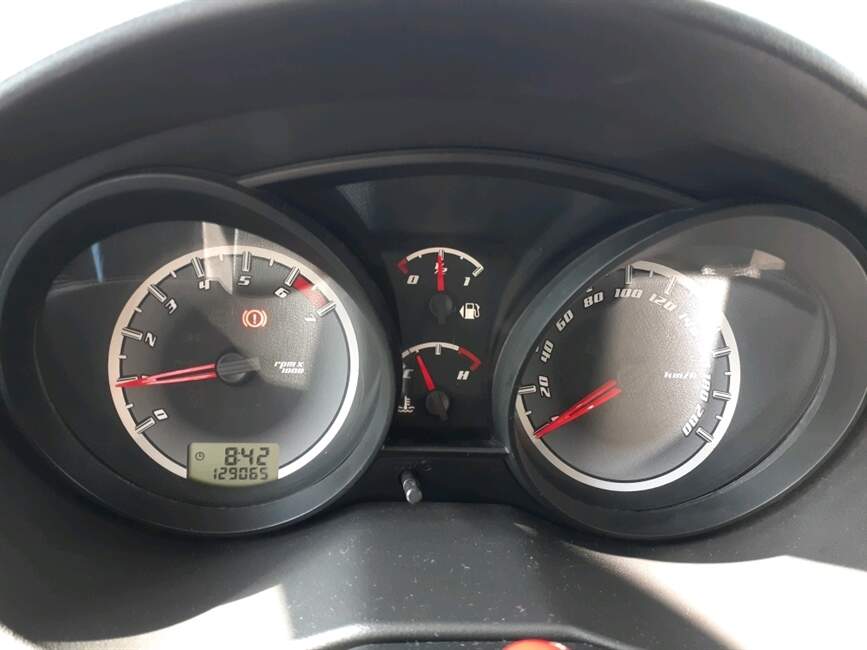 Ford Fiesta 1.0 ROCAM 8V 4P MANUAL
