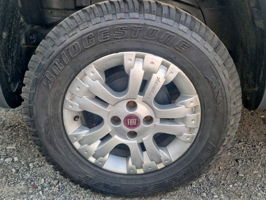 Fiat Palio 1.8 MPI ADVENTURE WEEKEND 8V 4P MANUAL