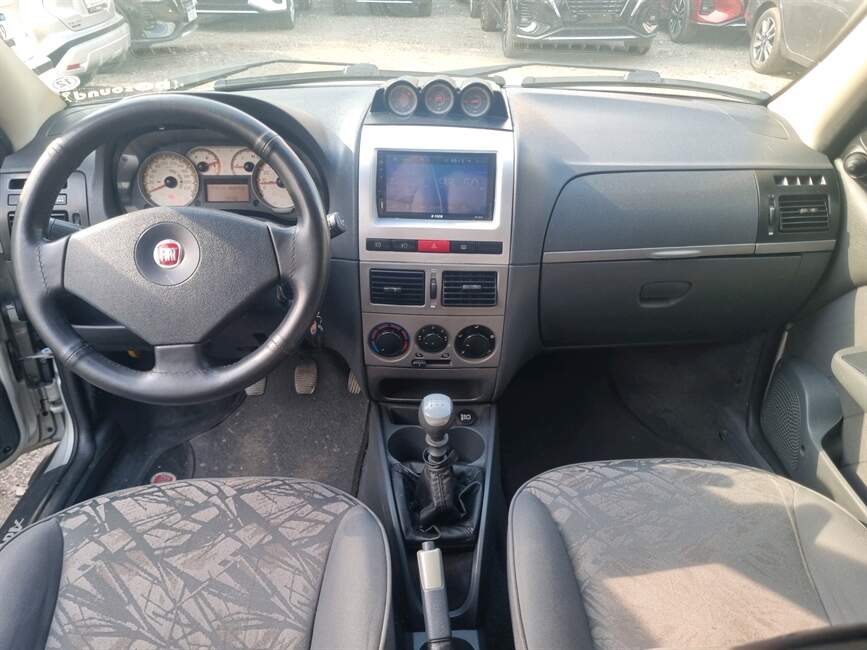 Fiat Palio 1.8 MPI ADVENTURE WEEKEND 8V 4P MANUAL