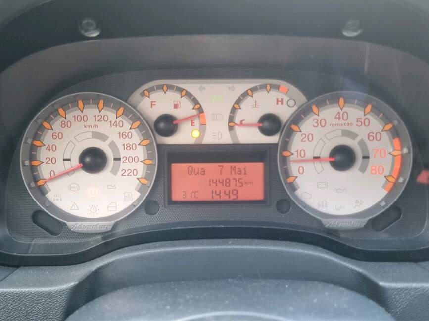 Fiat Palio 1.8 MPI ADVENTURE WEEKEND 8V 4P MANUAL