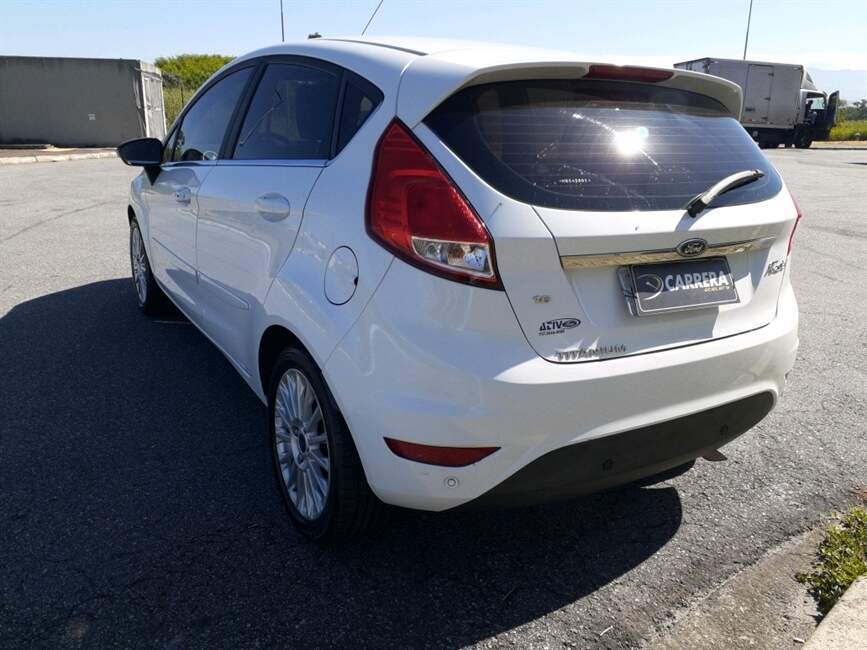 Ford Fiesta 1.6 TITANIUM HATCH 16V 4P POWERSHIFT