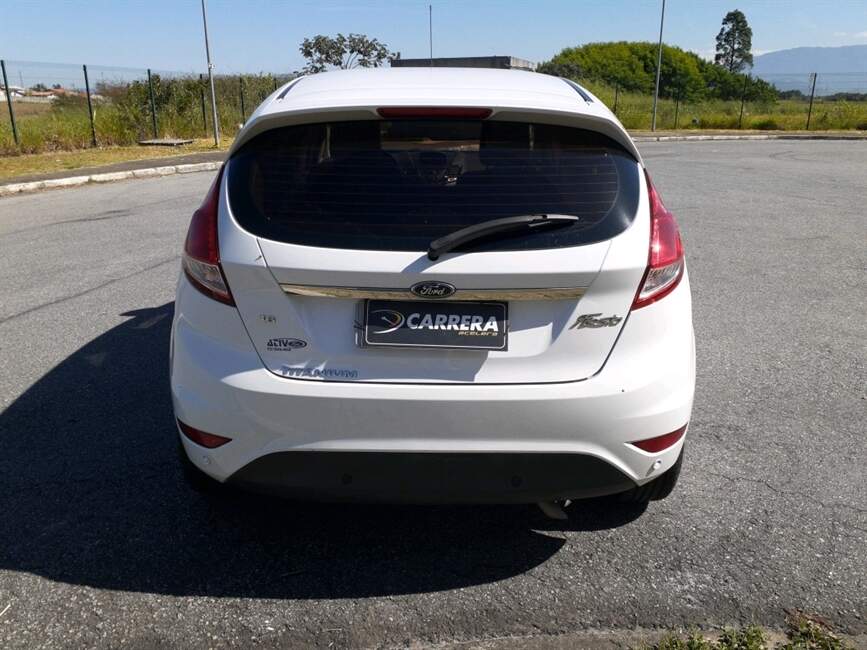 Ford Fiesta 1.6 TITANIUM HATCH 16V 4P POWERSHIFT