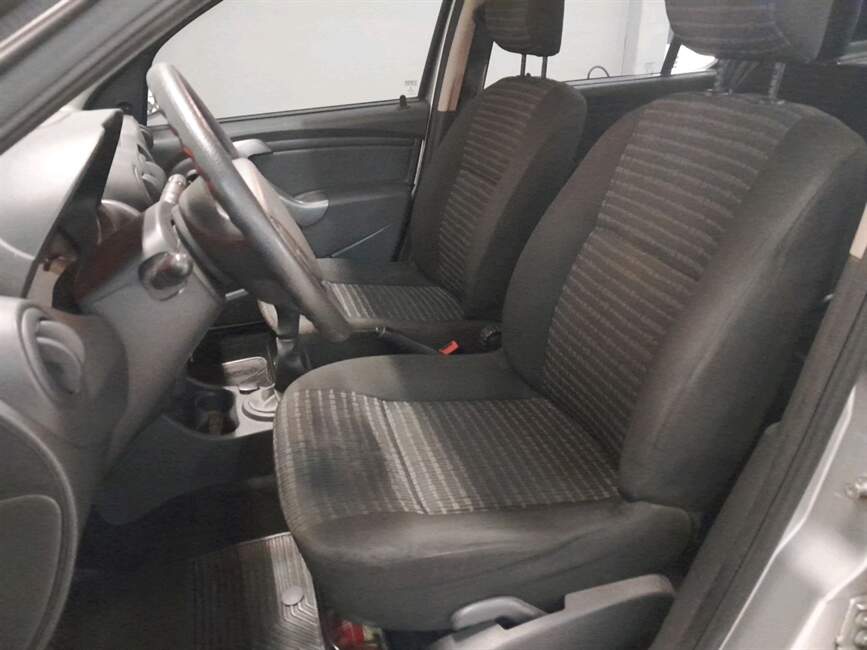 Renault Sandero 1.0 AUTHENTIQUE 16V 4P MANUAL
