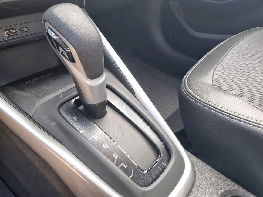 Chevrolet Montana 1.2 TURBO PREMIER