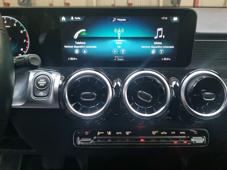 Mercedes-Benz GLB 200 1.3 CGI ADVANCE 7G-DCT