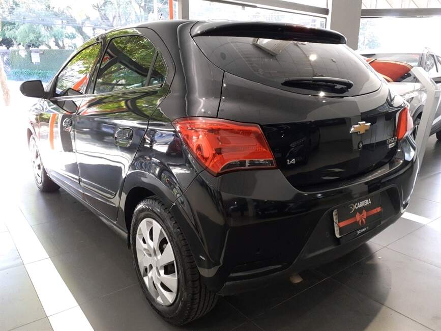 Chevrolet Onix 1.4 MPFI LT 8V 4P MANUAL