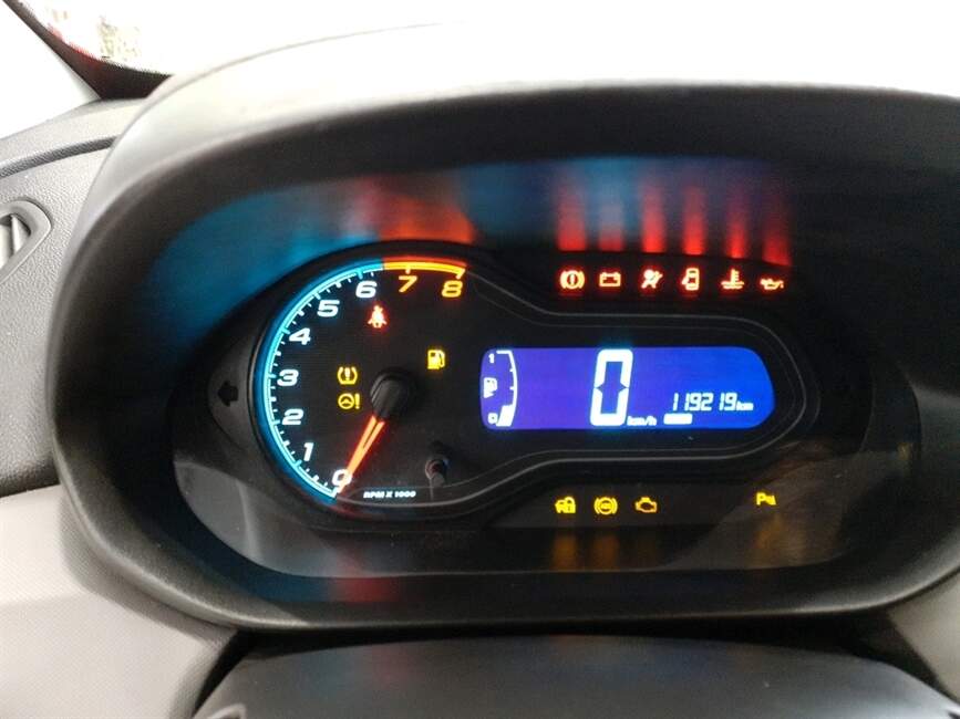 Chevrolet Onix 1.4 MPFI LT 8V 4P MANUAL