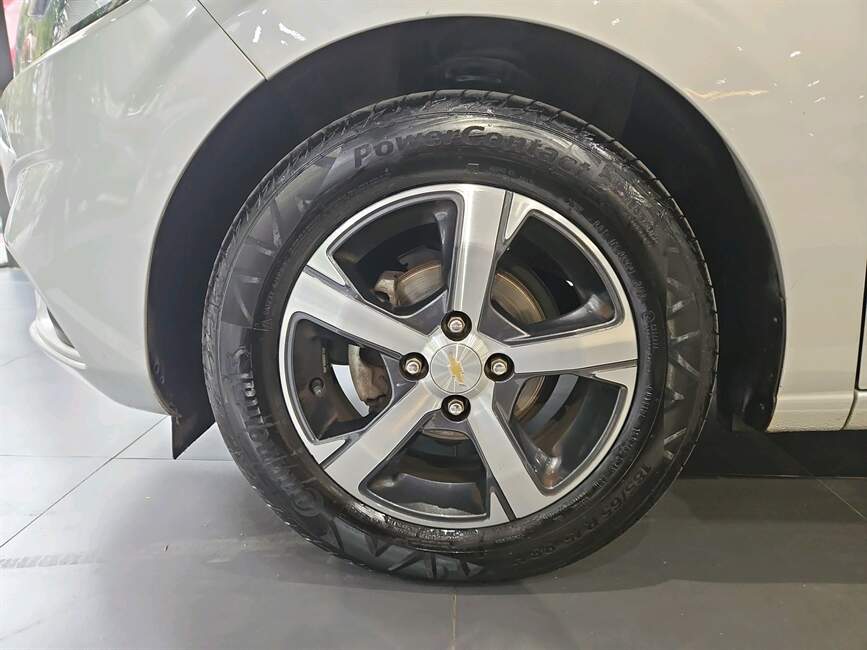 Chevrolet Onix 1.4 MPFI LTZ 8V 4P MANUAL