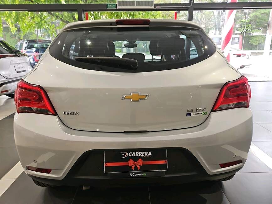 Chevrolet Onix 1.4 MPFI LTZ 8V 4P MANUAL