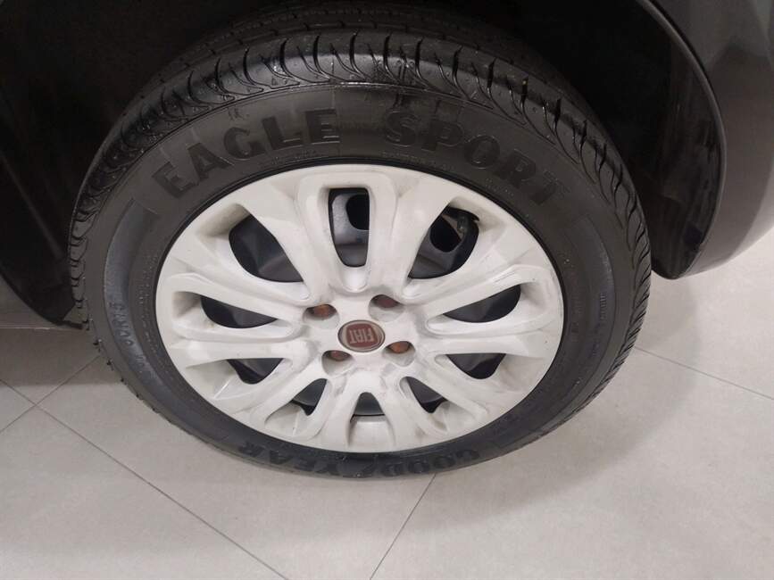 Fiat Punto 1.4 ATTRACTIVE 8V 4P MANUAL