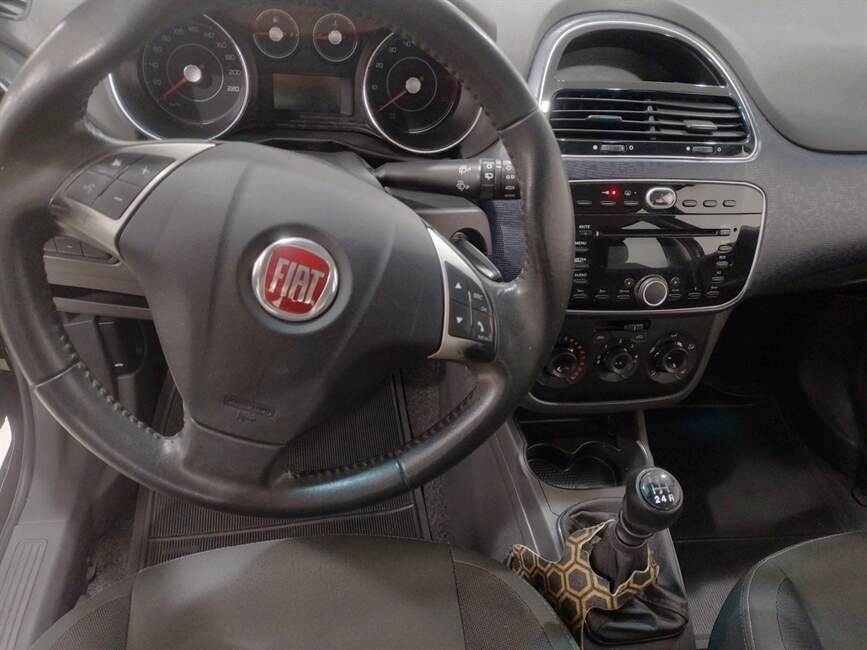 Fiat Punto 1.4 ATTRACTIVE 8V 4P MANUAL