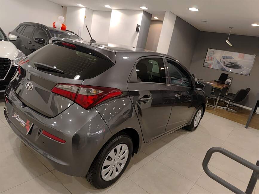 Hyundai HB20 1.0 UNIQUE 12V 4P MANUAL